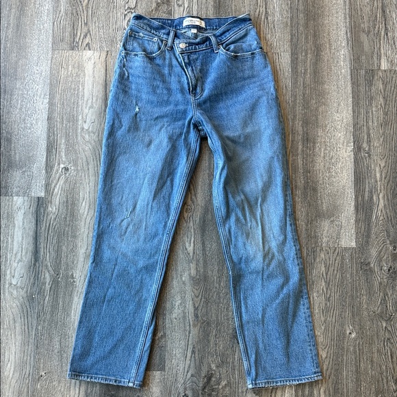 Abercrombie & Fitch Jeans The 90’s Straight Ultra High Rise Curve Love Size 4 - Picture 1 of 9